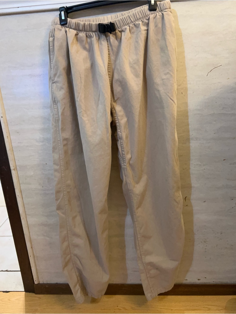 Gramicci Balloon Pants Relaxed High Volume Silhouette